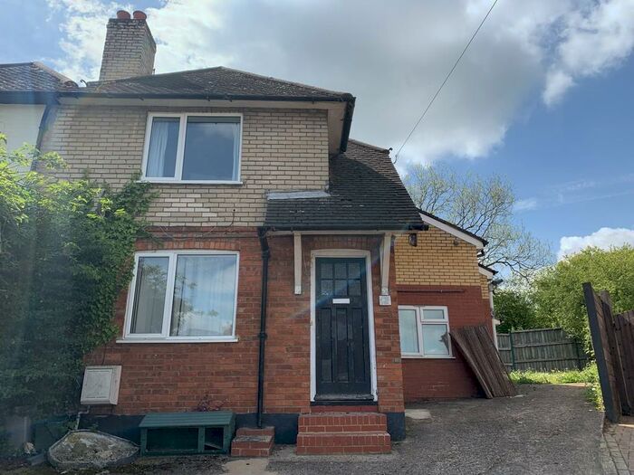 6 Bedroom Semi-Detached House To Rent In Downing Avenue, Guildford, GU2