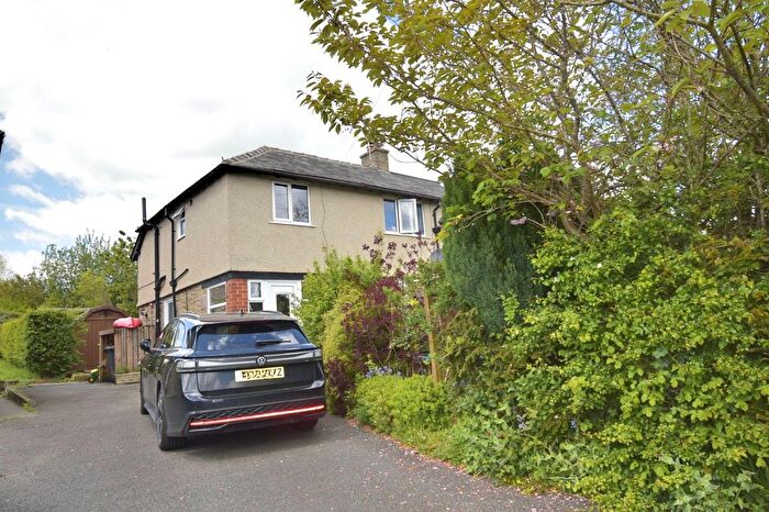 4 Bedroom End Of Terrace House For Sale In Reddish Lane, Whaley Bridge, SK23