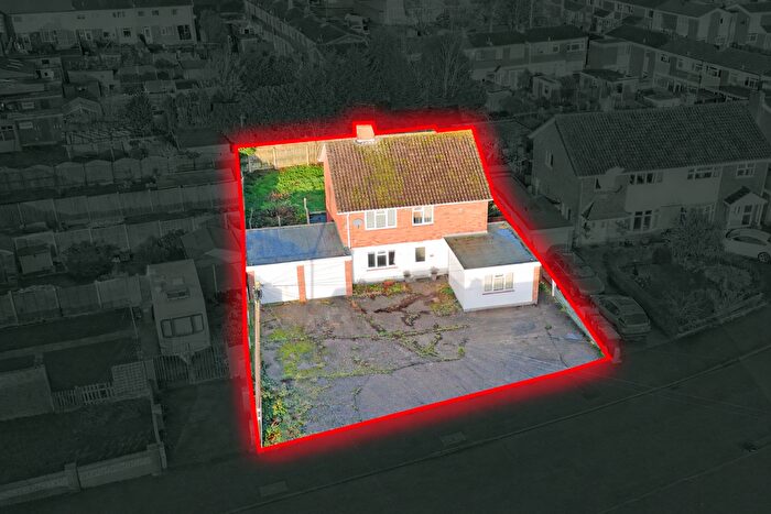 4 Bedroom Detached House For Sale In Royal Meadow Drive, Atherstone, CV9