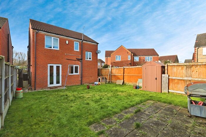 3 Bedroom Detached House For Sale In St. Pancras Close, Dinnington, Sheffield, S25