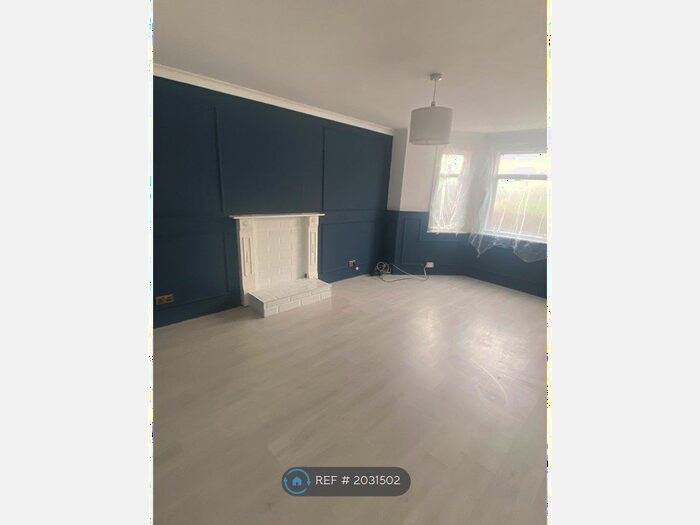 1 Bedroom Flat To Rent In Thornford Road, London, SE13