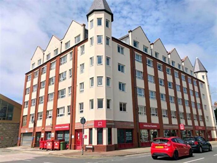 2 Bedroom Apartment For Sale In Vaughan Street, Llandudno, LL30