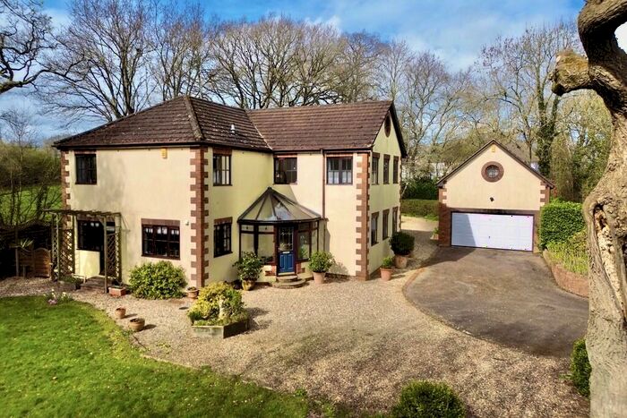 6 Bedroom Detached House For Sale In Marsh Green, Exeter, EX5