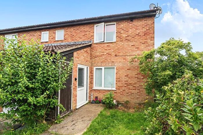1 Bedroom Maisonette For Sale In Woodley Close, Abingdon, OX14