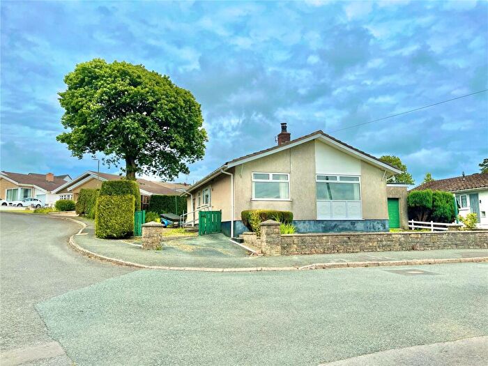 3 Bedroom Bungalow For Sale In James Park, Kilgetty, Pembrokeshire, SA68