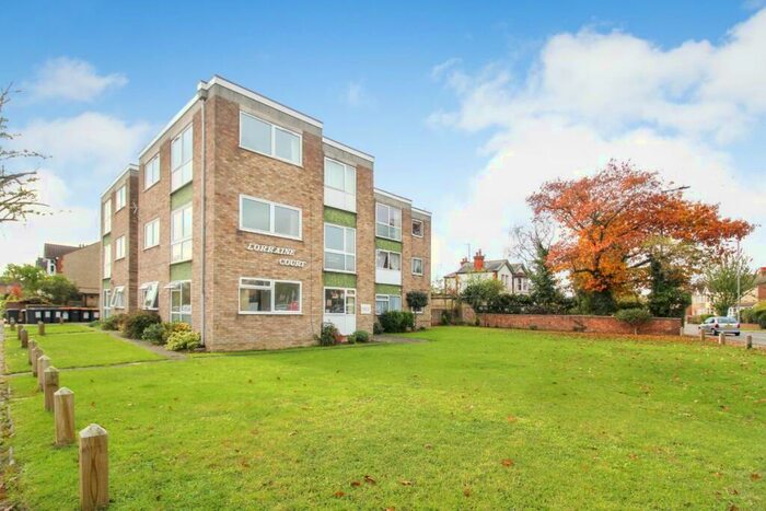 2 Bedroom Apartment To Rent In Lorraine Court, Bedford, MK41