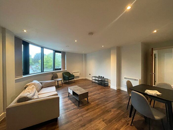 2 Bedroom Apartment To Rent In The Quadrant, Summer Hill Street, Birmingham, B1