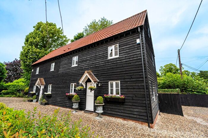 4 Bedroom Semi-Detached House For Sale In Coachmans Mead, Finchingfield, Essex, CM7