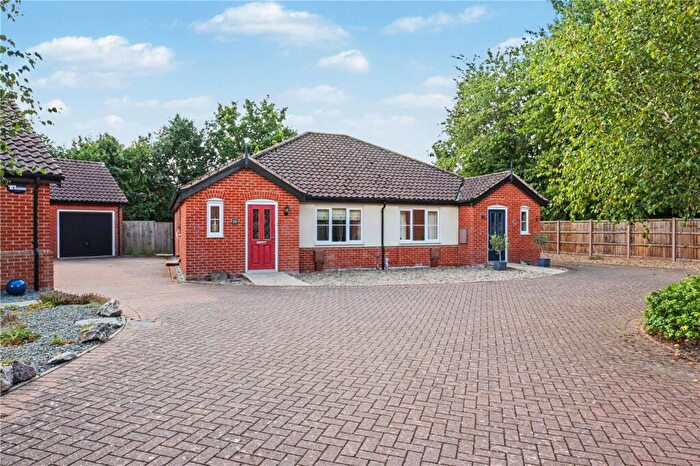 2 Bedroom Bungalow For Sale In Collingwood Close, Poringland, Norwich, Norfolk, NR14