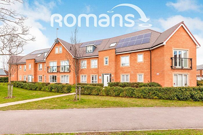 2 Bedroom Flat To Rent In Kenyon Way, Slough, SL3