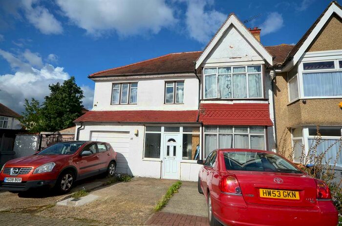 6 Bedroom Semi-Detached House To Rent In Clarendon Gardens, Wembley, Middlesx, HA9