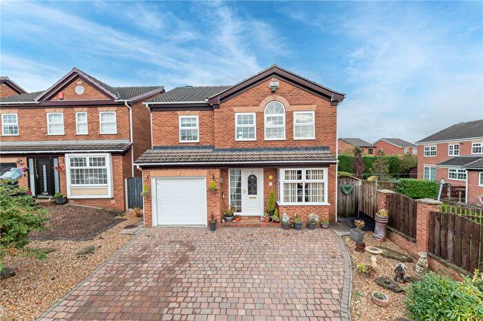 4 Bedroom Detached House For Sale In Poppleton Road, Tingley, Wakefield, West Yorkshire, WF3