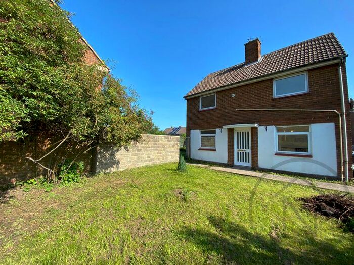 3 Bedroom End Of Terrace House To Rent In Stephenson Way, Newton Aycliffe, DL5