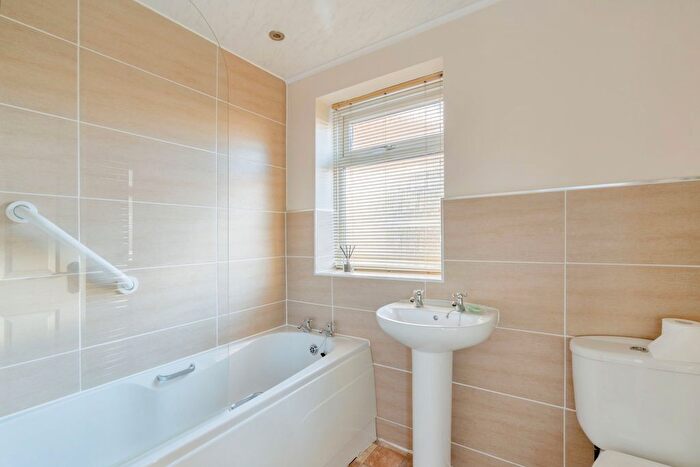 2 Bedroom Bungalow For Sale In Standenhall Drive, Burnley, Lancashire, BB10