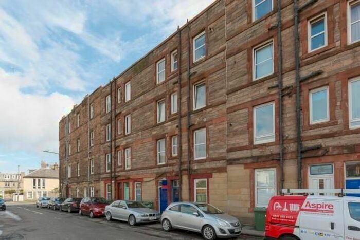 1 Bedroom Flat To Rent In Lochend Road North, Musselburgh EH21