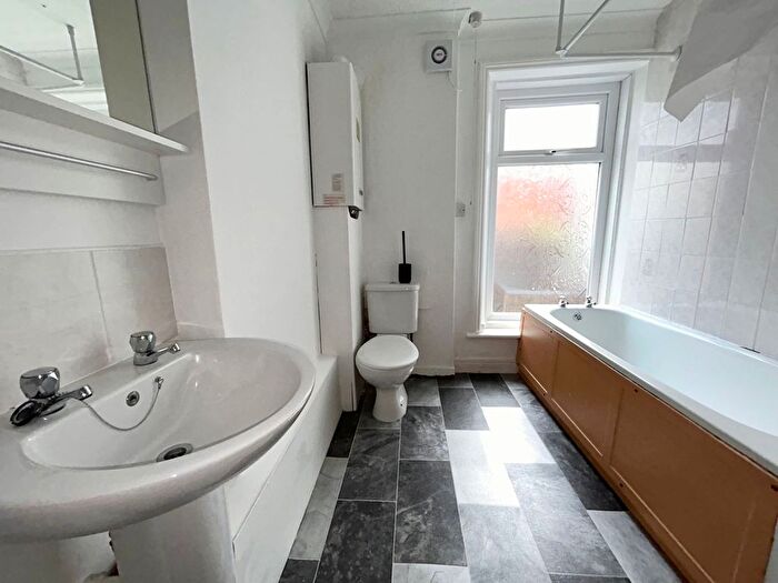 1 Bedroom Flat To Rent In Mafeking Street, Gateshead, NE9