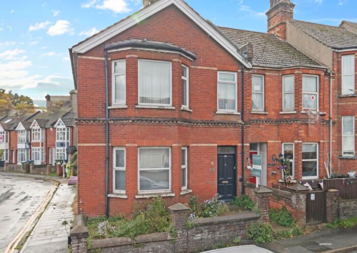 2 Bedroom Maisonette For Sale In Brighton Road, Newhaven, BN9
