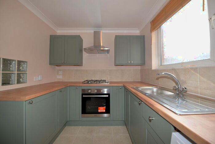 2 Bedroom Flat To Rent In Westridge Road, Southampton, SO17