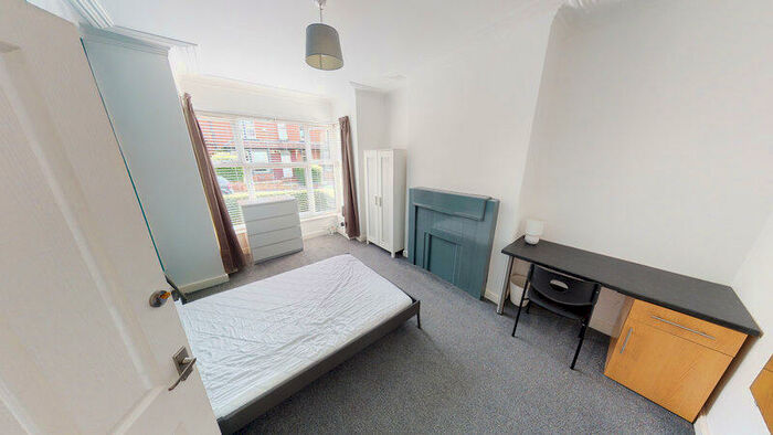 5 Bedroom Terraced House To Rent In Headingley Avenue, Headingley, Leeds, LS6