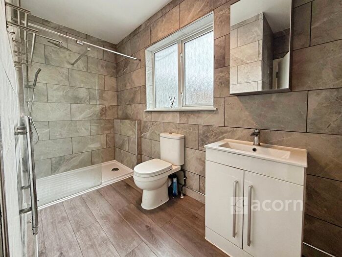 2 Bedroom Flat To Rent In Princesses Parade, Waterside, Crayford, Dartford, DA1