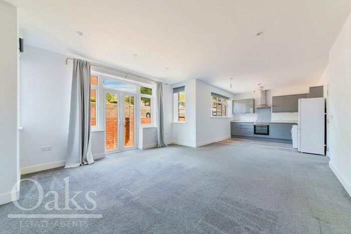 1 Bedroom Flat To Rent In Porchester House, Croham Road, South Croydon, CR2