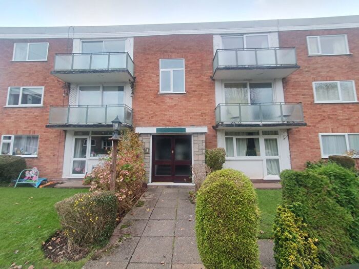 2 Bedroom Flat To Rent In Eastmoor Close, Foley Road East, Streetly, Sutton Coldfield, B74