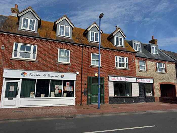 1 Bedroom Flat To Rent In High Street, Selsey, PO20