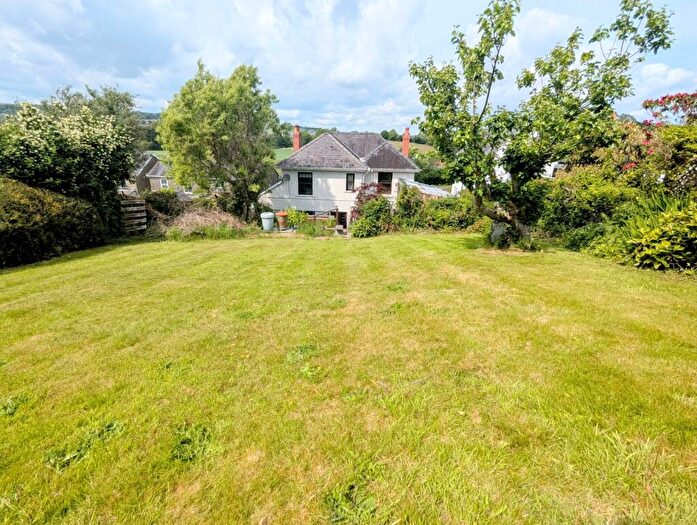 4 Bedroom Detached House For Sale In Llangunnor Road, Carmarthen, Carmarthenshire., SA31