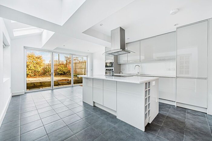 3 Bedroom Semi Detached House To Rent In Church Gardens, Ealing, W5