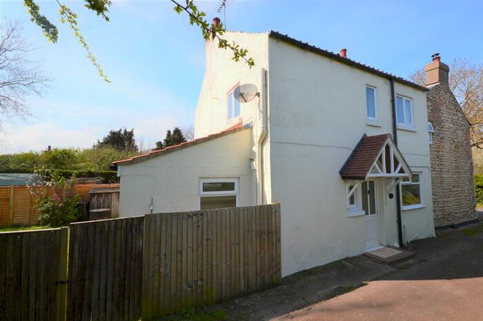 3 Bedroom Cottage For Sale In West End Cottages, West End, Muston, North Yorkshire, YO14