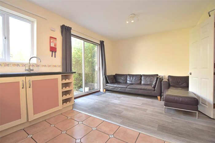 1 Bedroom Semi-Detached House To Rent In Sheldons Court, Winchcombe Street, Cheltenham, Gloucestershire, GL52