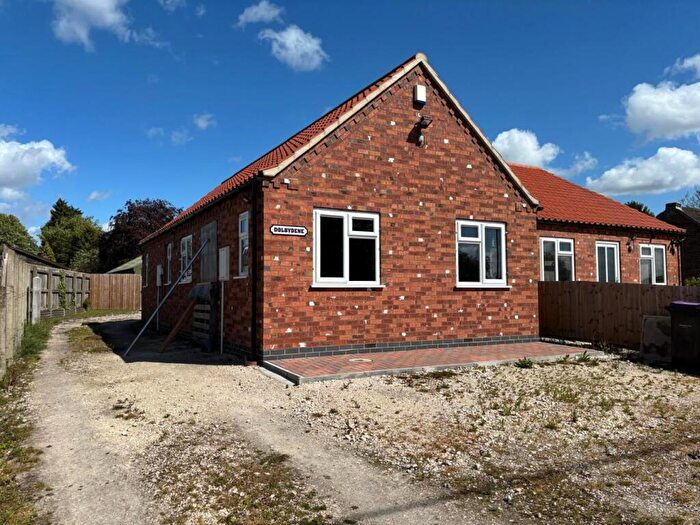 2 Bedroom Detached Bungalow For Sale In Willingham Road, Kexby, Gainsborough, DN21