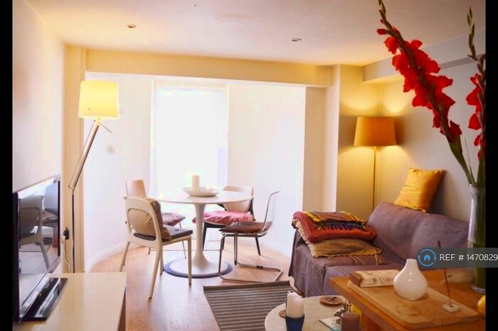 1 Bedroom Flat To Rent In Hackney Road, London, E2