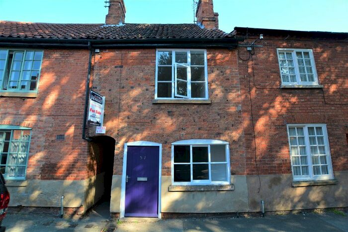 2 Bedroom Terraced House For Sale In Easthorpe, Southwell, NG25