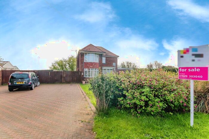3 Bedroom Detached House For Sale In Main Street, North Kyme, Lincoln, LN4