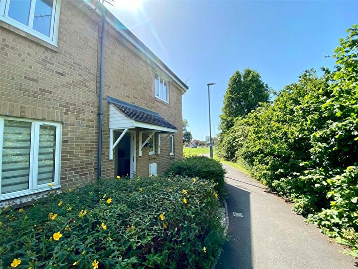 2 Bedroom Terraced House To Rent In New College Walk, Swindon, Wiltshire, SN3