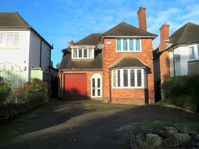 4 Bedroom Detached House To Rent In Tamworth Road, Sutton Coldfield, B75