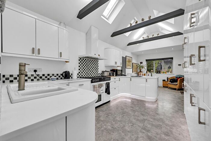 2 Bedroom Bungalow For Sale In Church Road, Harold Wood, RM3