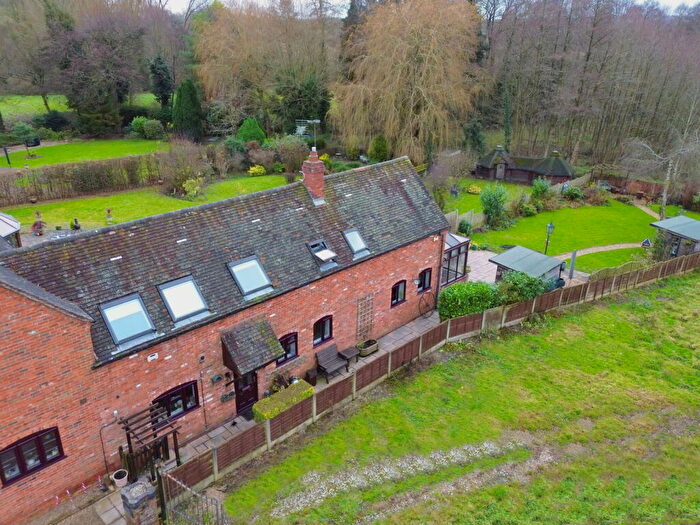 3 Bedroom Barn Conversion For Sale In Beoley Court, Icknield Street, Beoley, B98