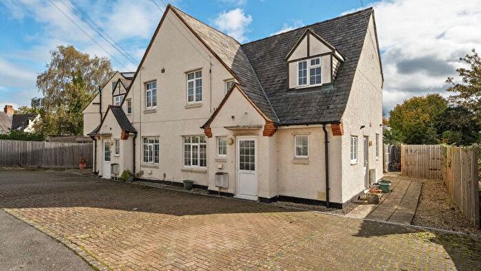 2 Bedroom Flat For Sale In Swinburne Road, Oxford, OX4