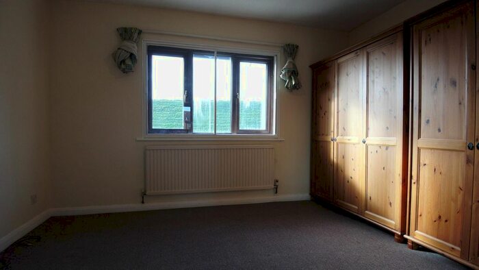 2 Bedroom Semi-Detached House For Sale In Cornerside, Ashford, TW15