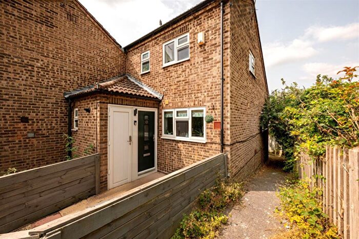2 Bedroom Semi-Detached House For Sale In Mendip Way, High Wycombe, HP13