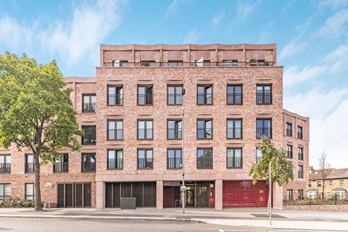 1 Bedroom Flat For Sale In Forest Road, Walthamstow, E17