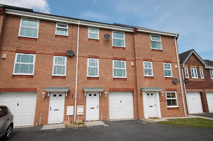 4 Bedroom Town House To Rent In Fullerton Way, Thornaby, Stockton-On-Tees, TS17