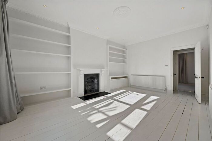 1 Bedroom Flat To Rent In Leamington Road Villas, London, W11