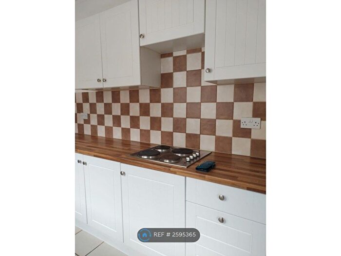 2 Bedroom Terraced House To Rent In London Road, Stoke-On-Trent, ST4