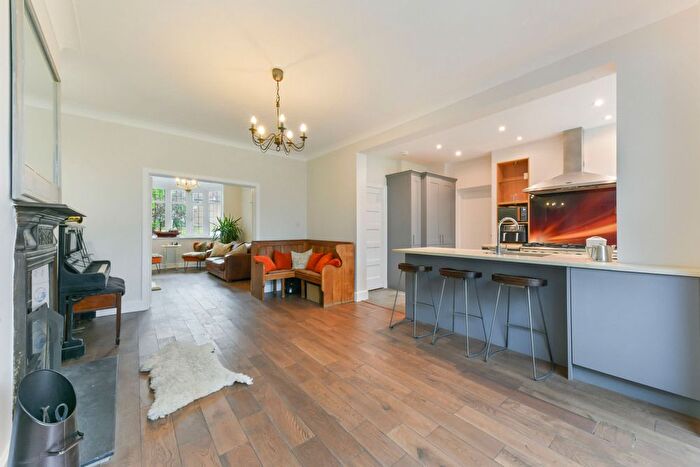 5 Bedroom Semi-Detached House To Rent In Copse Hill, London, SW20