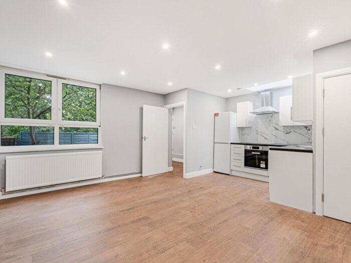 1 Bedroom Flat For Sale In Ingestre Road, London, NW5