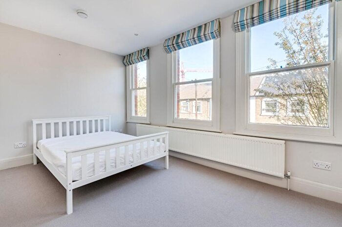 3 Bedroom Terraced House For Sale In Lillian Road, Barnes, SW13