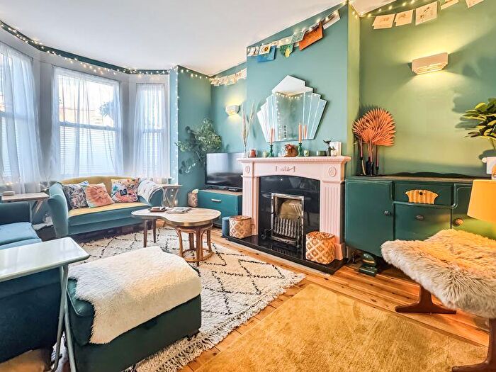 4 Bedroom Semi Detached House For Sale In Newport Road, Ventnor, PO38